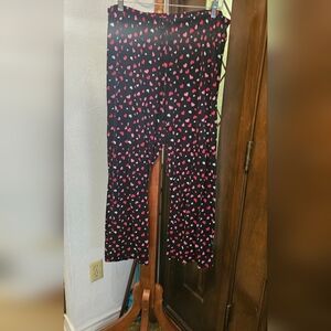 Avenue Womens Sleep/lounge Pants Black with Red Heart Pattern